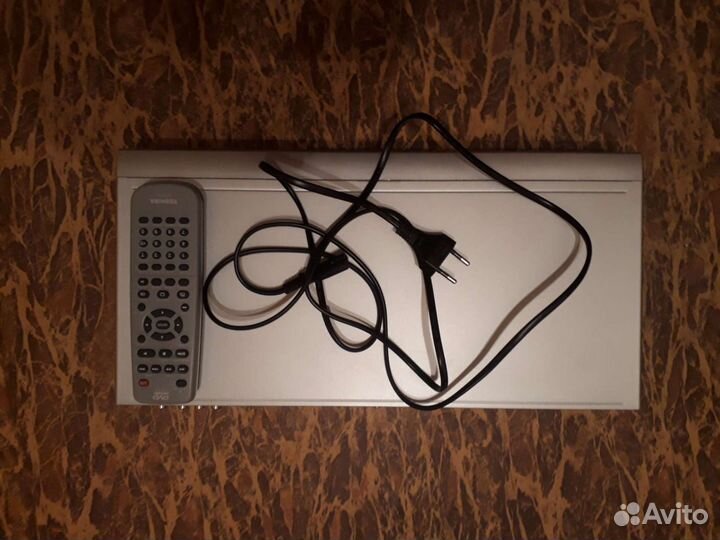 Новый DVD-video плеер Toshiba SD-2700