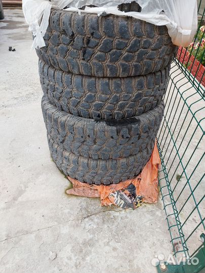 Forward Safari 530 225/75 R16 90ZR