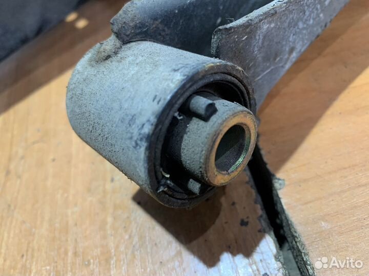 Задние поперечные рычаги Bmw e36