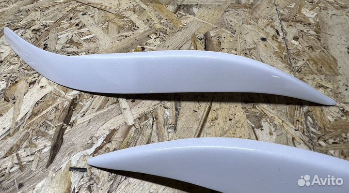 Реснички toyota харриер