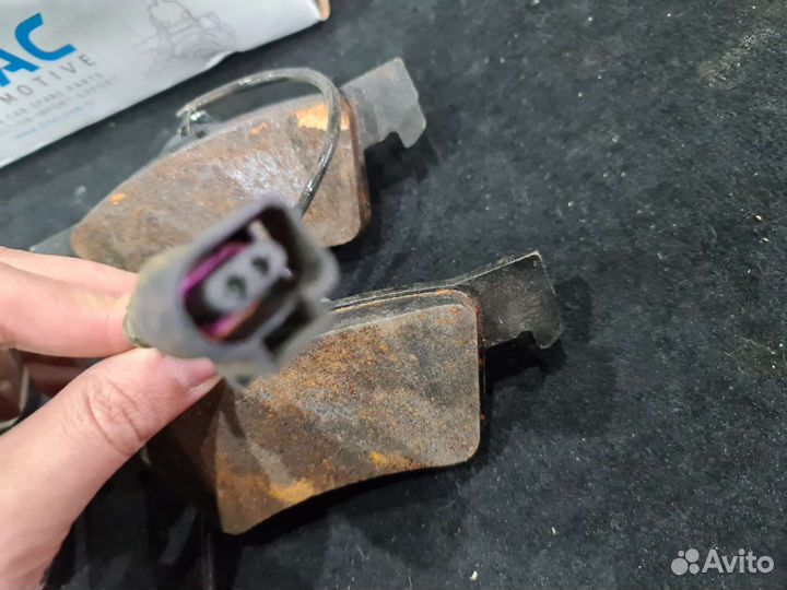 Задние колодки Volkswagen