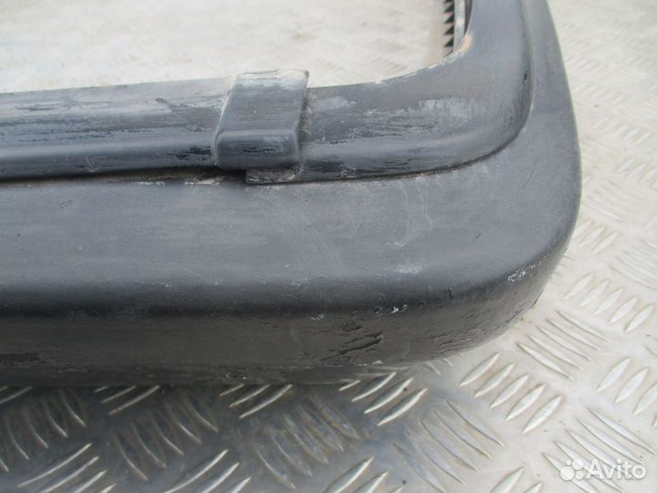 Бампер задний Audi 100 C3 44-й кузов 1988г