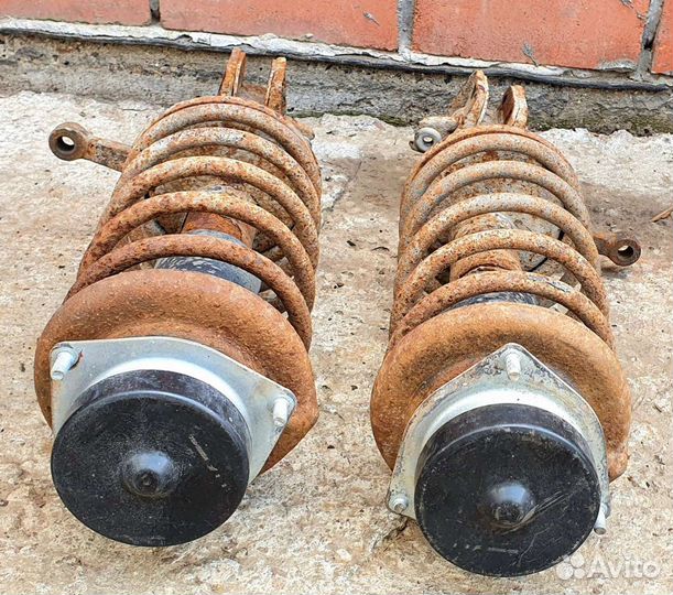 Стойки передние Ваз 2108-09-099, 2113-14-15