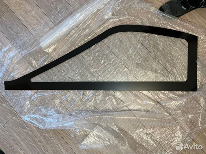 Стекло дверное нижнее Doosan