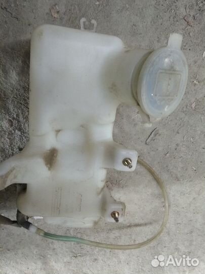 Бачок омывателя Mazda 626 GE