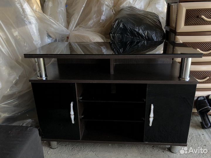 Тумба под телевизор