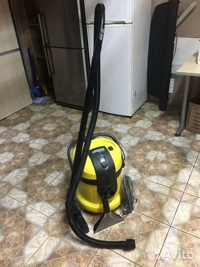 Моющий пылесос Karcher se 4001
