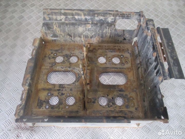 Ящик акб DAF 1811967