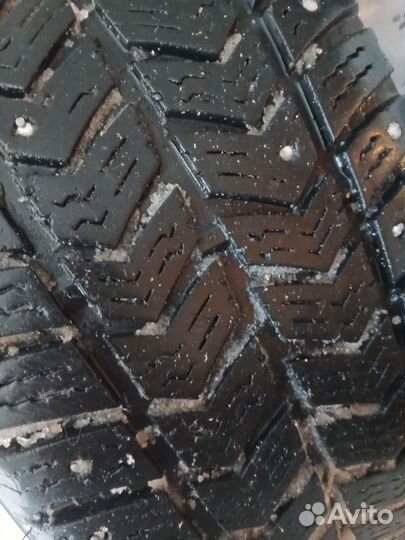 Arctic Trucks AT405 255/55 R16