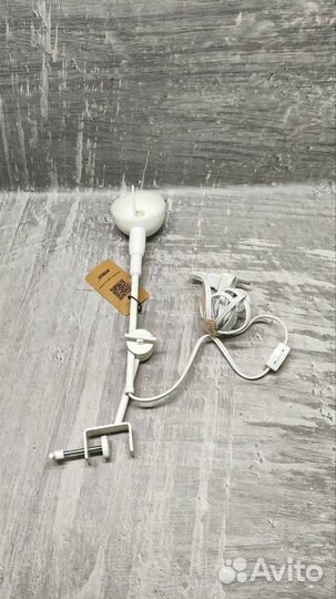 Настольная лампа