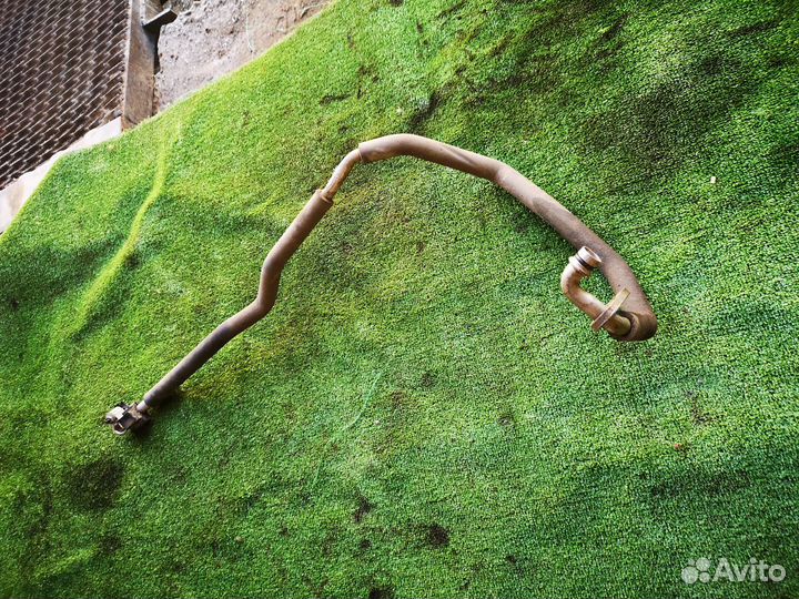 Трубка кондиционера на Toyota Camry V40 2006-2011