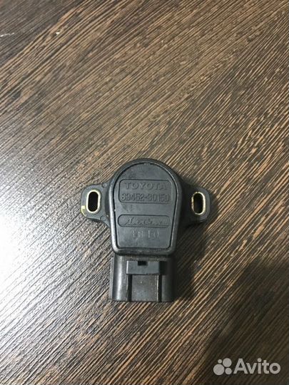 Датчик положения дроссельной заслонки Toyota Crown