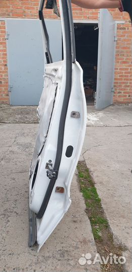 Дверь левая задняя Чери Тиго 8