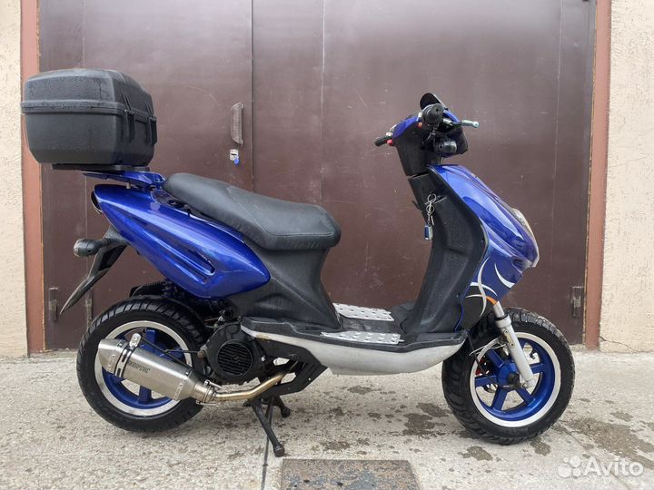 Скутер Stels Tactic