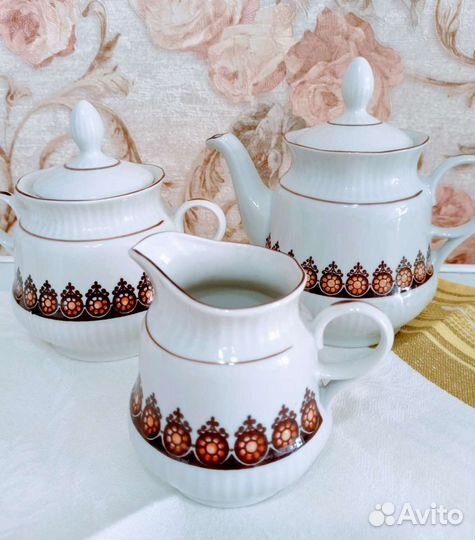 Винтаж Остатки фарфорового сервиза старая Рига