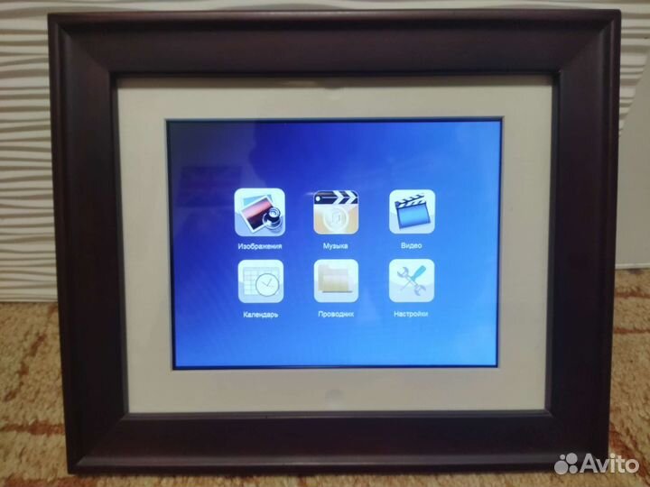 Цифровая фоторамка Ritmix RDF-877 натур. дерево