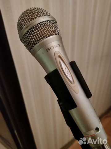 Микрофон и стойка