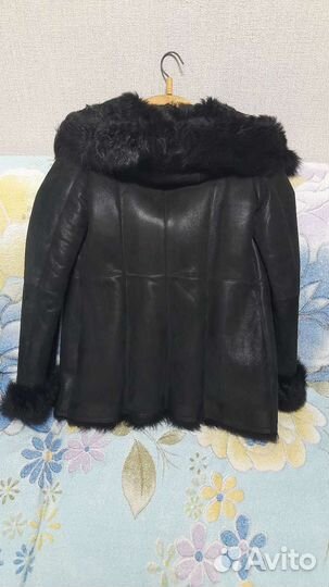 Дубленка натуральная женская 48 50 с капюшоном