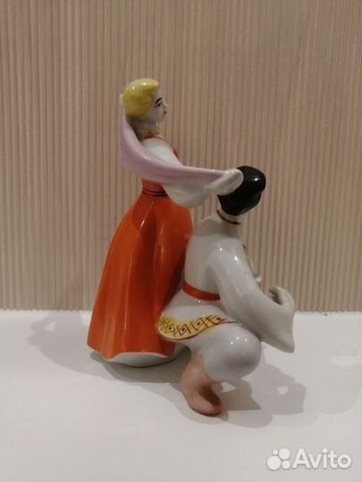 Статуэтка Русский танец фарфор СССР Полонное