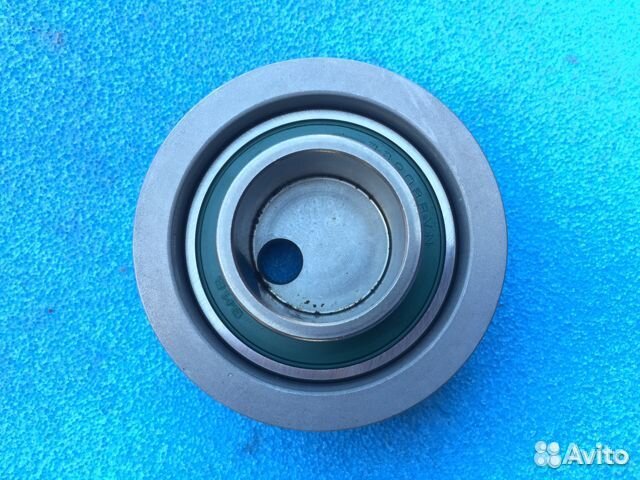 Hyundai Tucson 2004-2010г ролик-натяжитель ремня