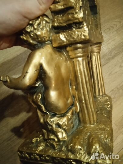 Подчасник интерьерный