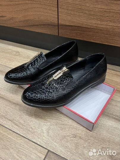 Лоферы женские 36 размер б/у
