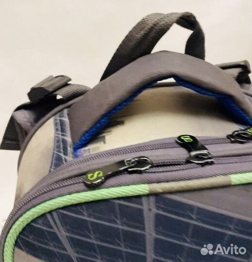 Рюкзак школьный