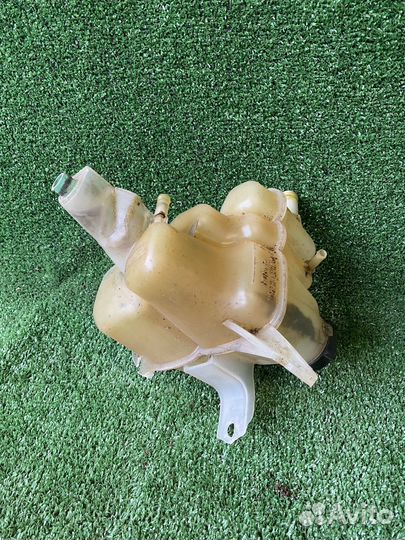 Расширительный бачок escape maverick tribute