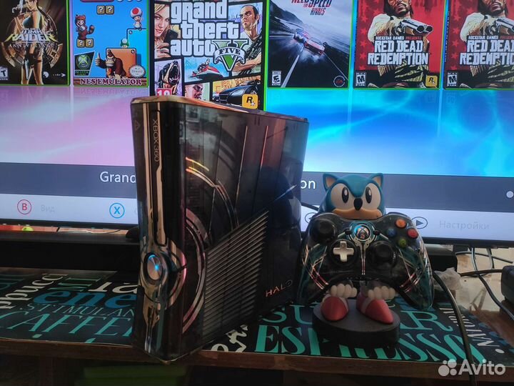 Xbox 360 limited edition Halo 4 freeboot