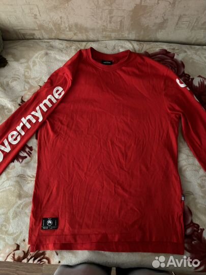 Лонгслив красный с длинными рукавами