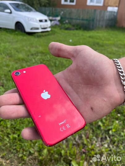 iPhone SE (2020), 64 ГБ
