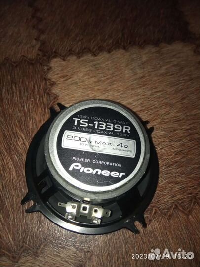 Колонка 13 см пионер 1 штука