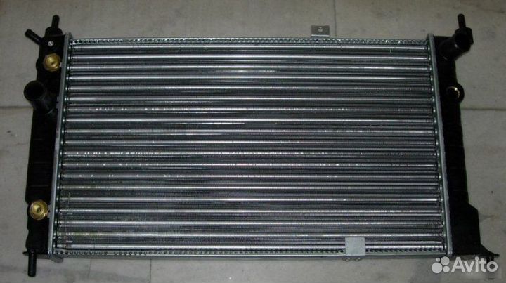 Радиатор Opel Astra F