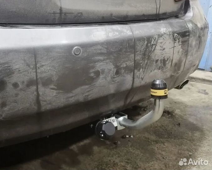Фаркоп на Toyota Camry