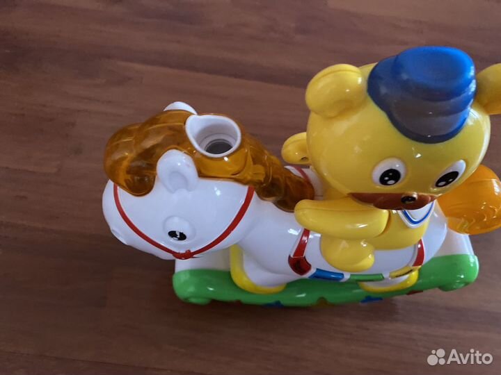 Музыкальная игрушка с проектором