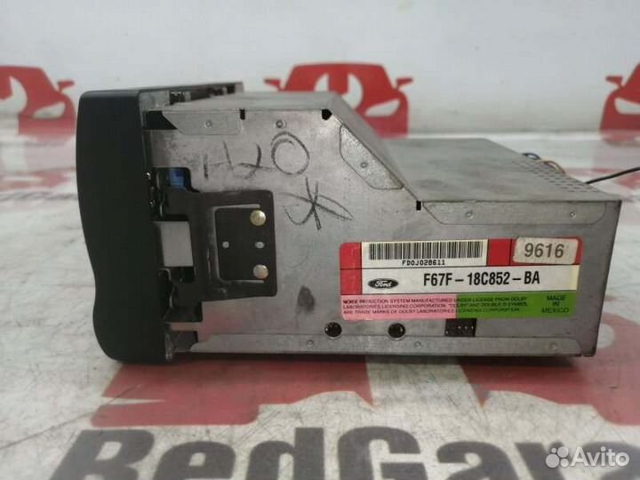 Автомагнитола Ford Explorer UN150 windsor V8 1996