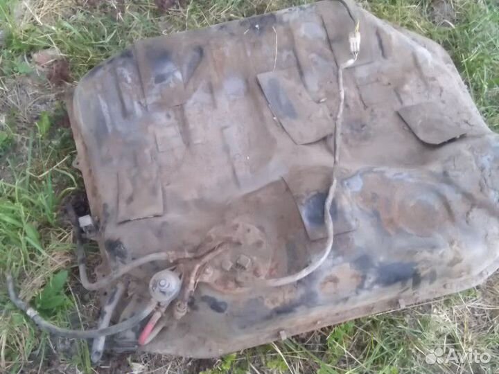 Бензобак Ровер 400хэтч Хонда англ