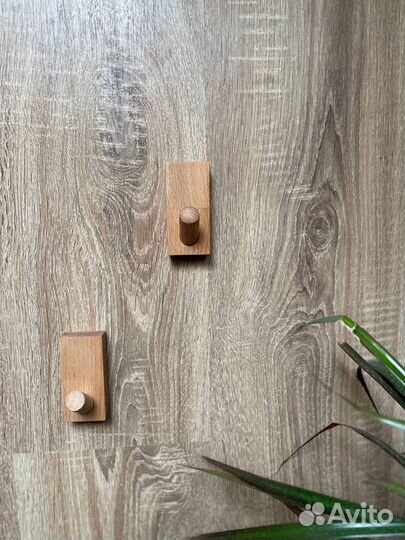 Крючки самоклеющиеся настенные деревянные комплект