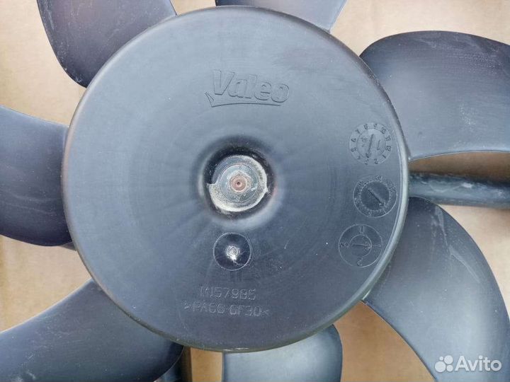 Вентилятор охлаждения радиатора Infiniti QX60