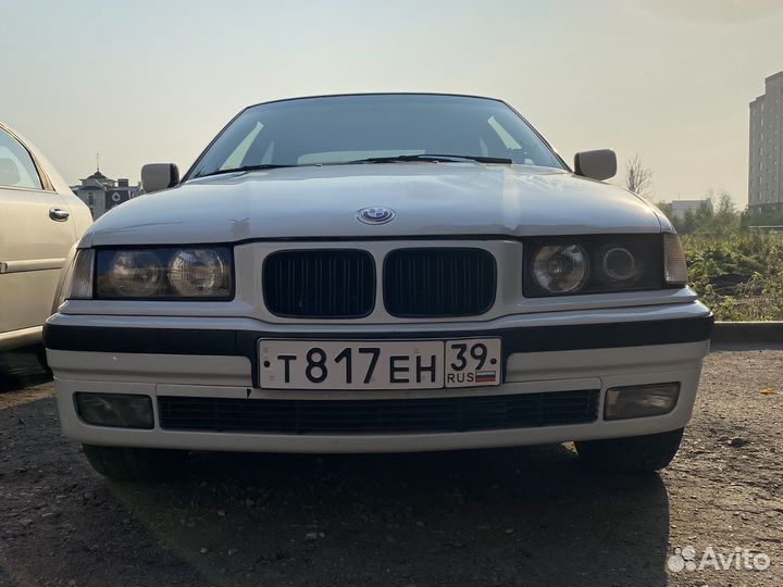 Бампер BMW e36 отличное состояние - торг