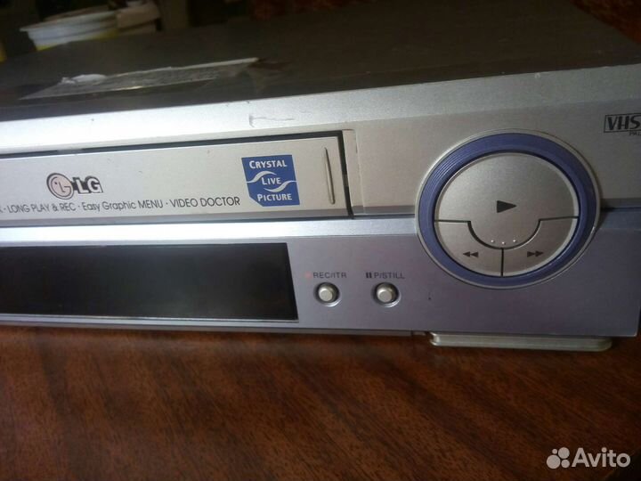 Видеомагнитофон