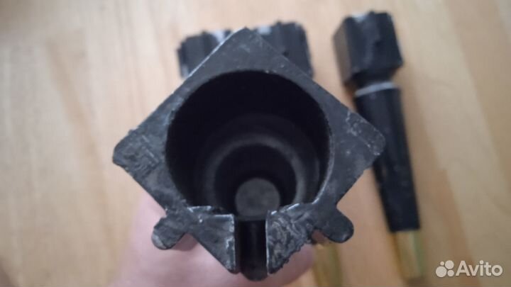 Ножки для пуфика