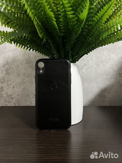 Чехлы на iPhone xr