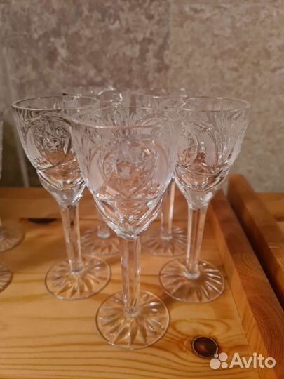Хрустальные рюмки на ножке комплекты
