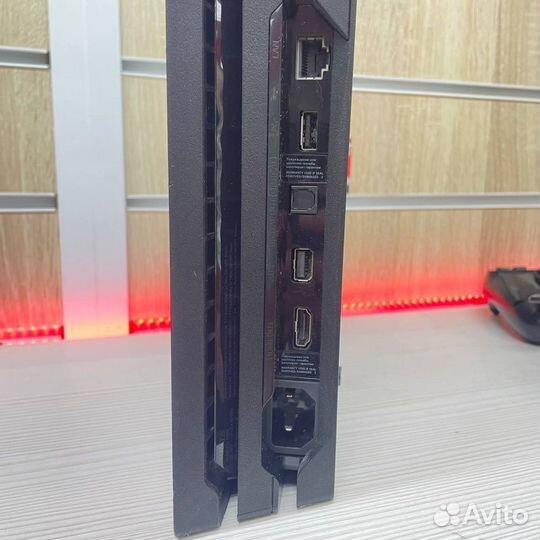 Игровая приставка Sony PlayStation 4 PRO