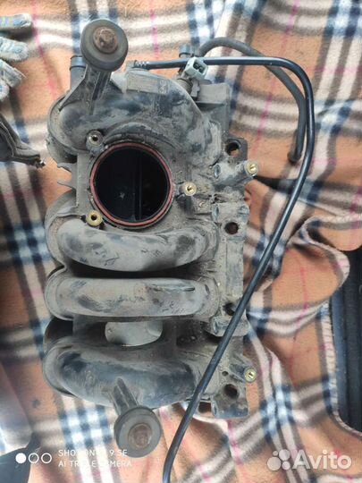 Коллектор впускной Renault Logan 2