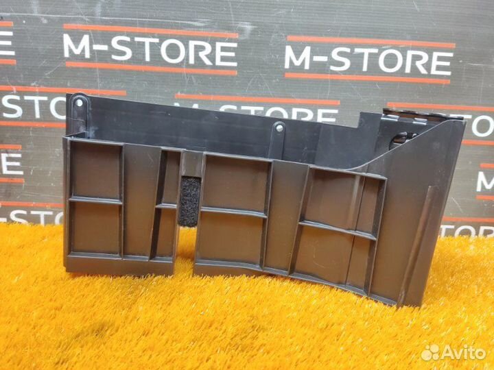 Ящик для инструментов Mercedes-Benz E-Class W211