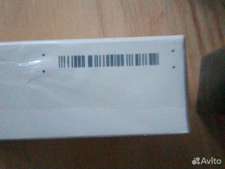 Новая мужская парфюмерная вода