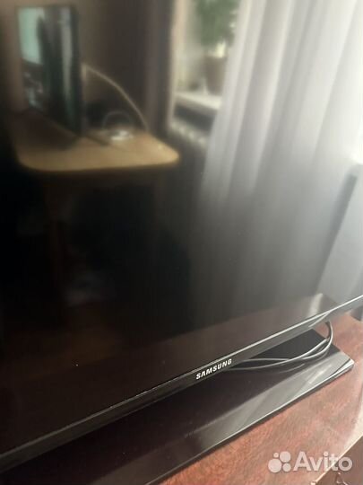 Телевизор samsung