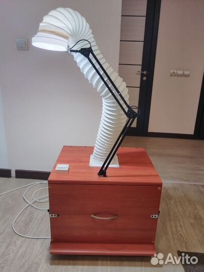 Вытяжка для маникюра и педикюра